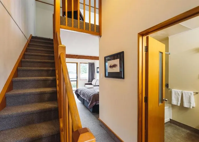 Hawea Hotel Wanaka